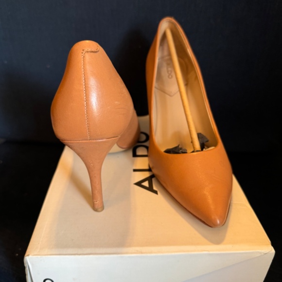 ALDO Coronitiflex Leather Stiletto High Heel Tan sz 6, 3.25" - Picture 9 of 13
